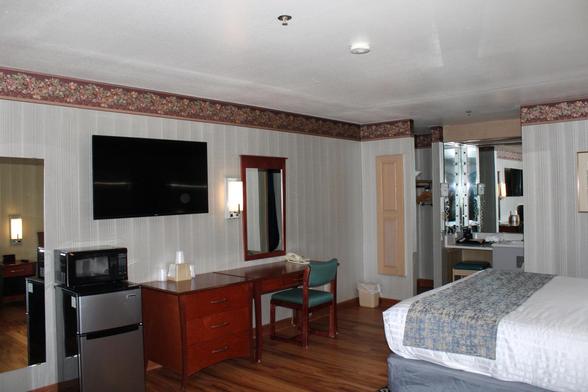Americas Best Value Inn - Phoenix / Ashland Bagian luar foto