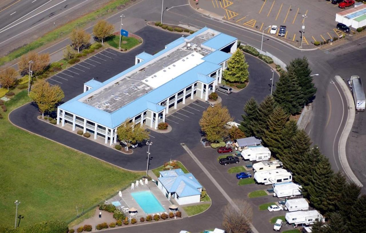 Americas Best Value Inn - Phoenix / Ashland Bagian luar foto